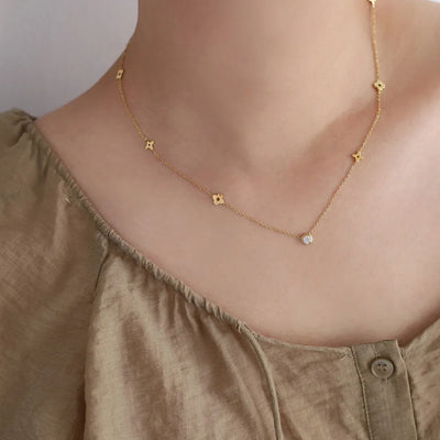 Clover Station Chain